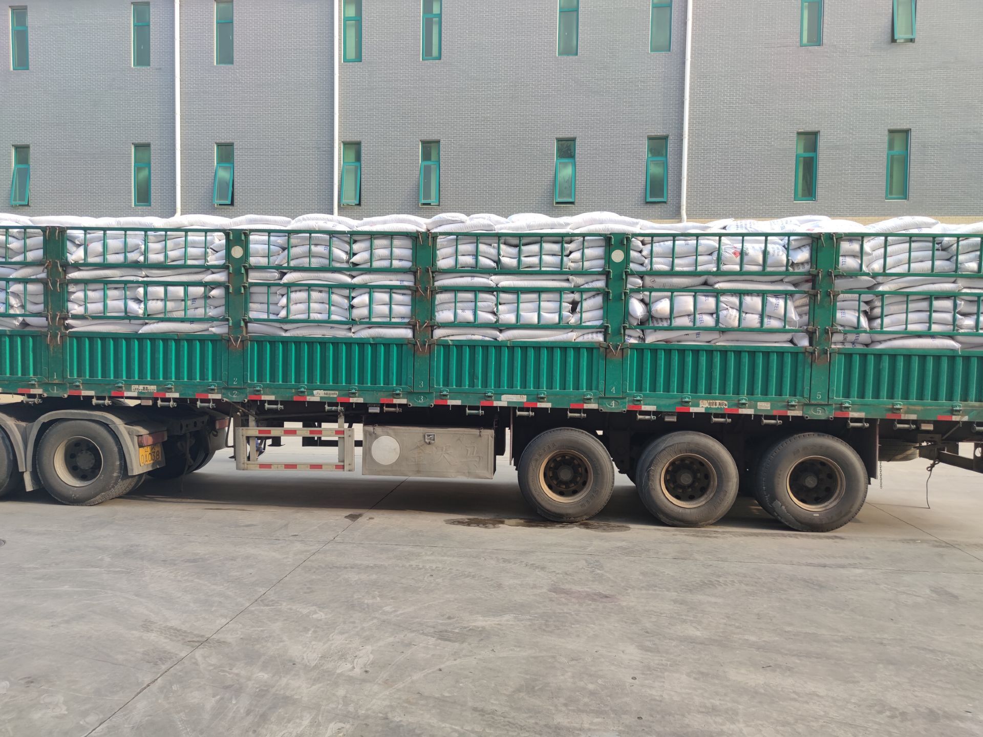 精萘廠家：在化工領(lǐng)域的砥礪前行與發(fā)展